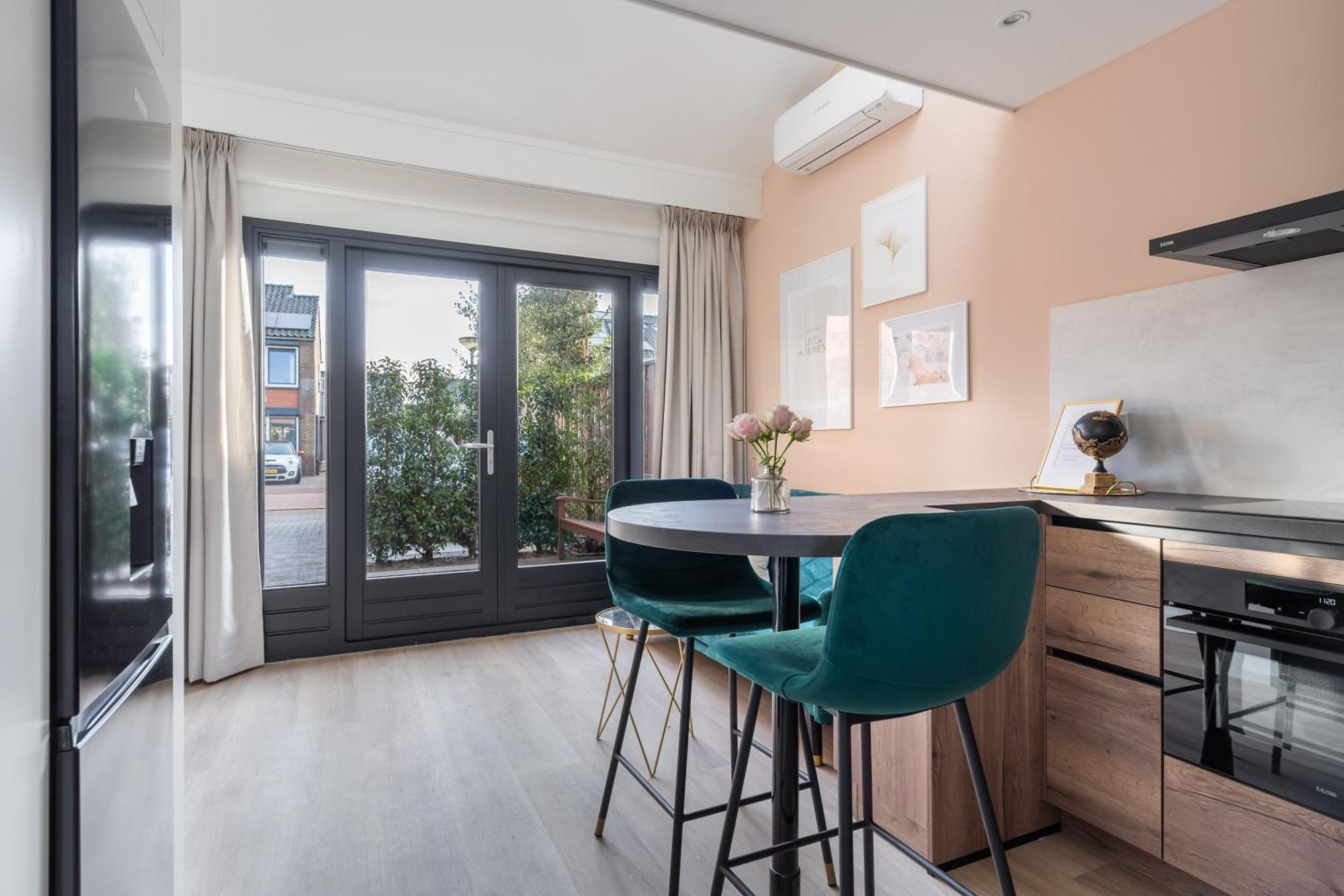 Luxury Fully Equipped Studio - Centrally Located Apartment เฮาเซิน ภายนอก รูปภาพ